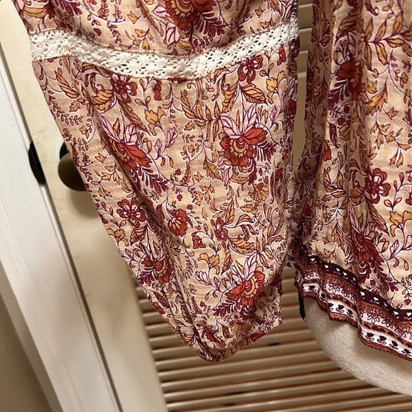 58. June & Hudson Bohemian Print Peasant Style Blouse - Picture 8 of 16